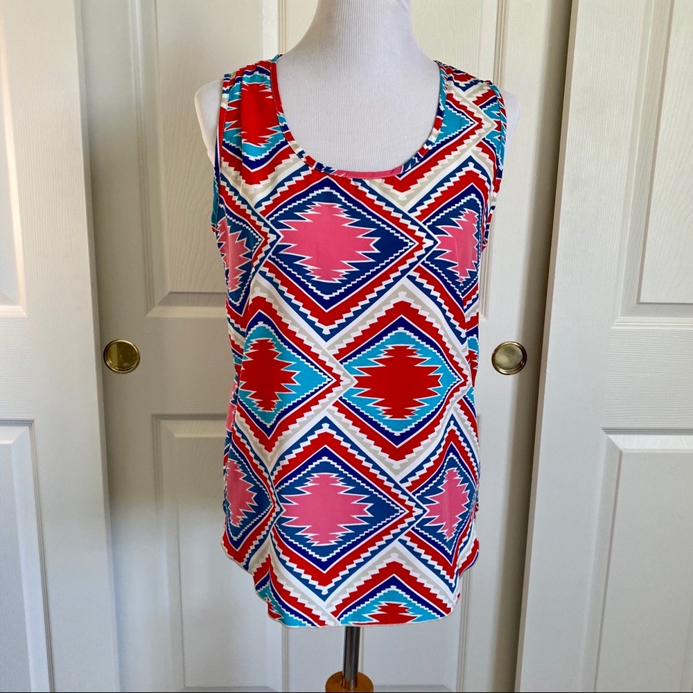 NWT Blue Rain x Francescas Red Blue Aztec Geometric Print Keyhole Top Size L